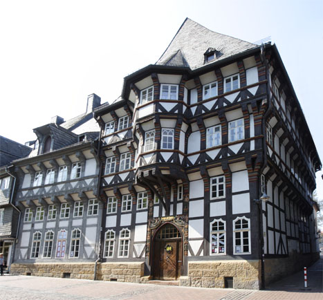 Hrzdn domy v Goslaru