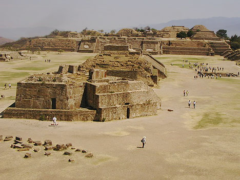 Oaxaca, Monte Alban, ruiny aztecke civilizace.