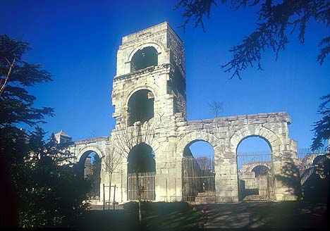 Arles