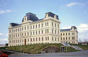 Renovovan budova - Hamburk, dnes soudn budova.