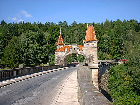 Přehrada Les Království