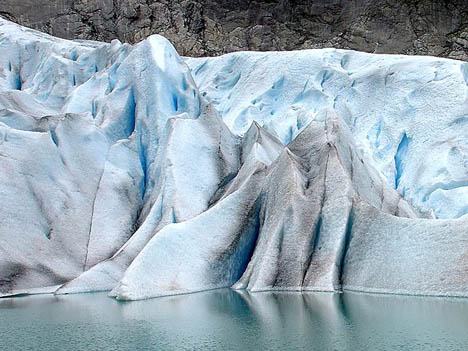 Santa Cruz - Calafete glacier.jpg