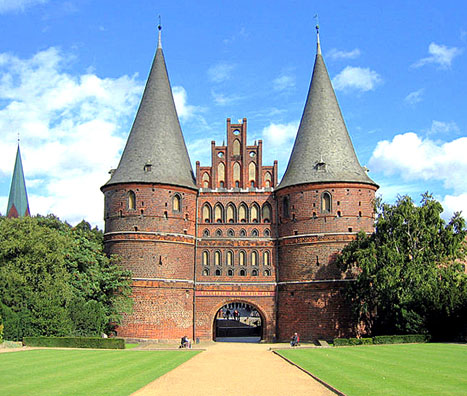 Město Lübeck - Holštýnská brána