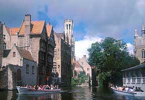 Kanály a zvonice v Bruggách